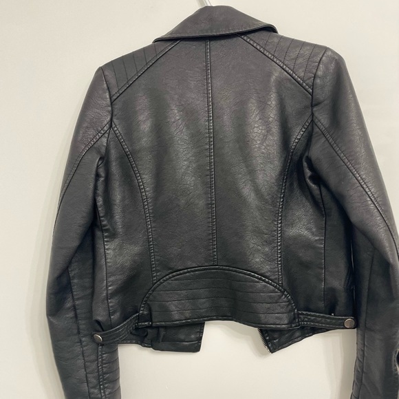 Fitted faux leather jacket from Dynamite, size small! - Picture 5 of 10